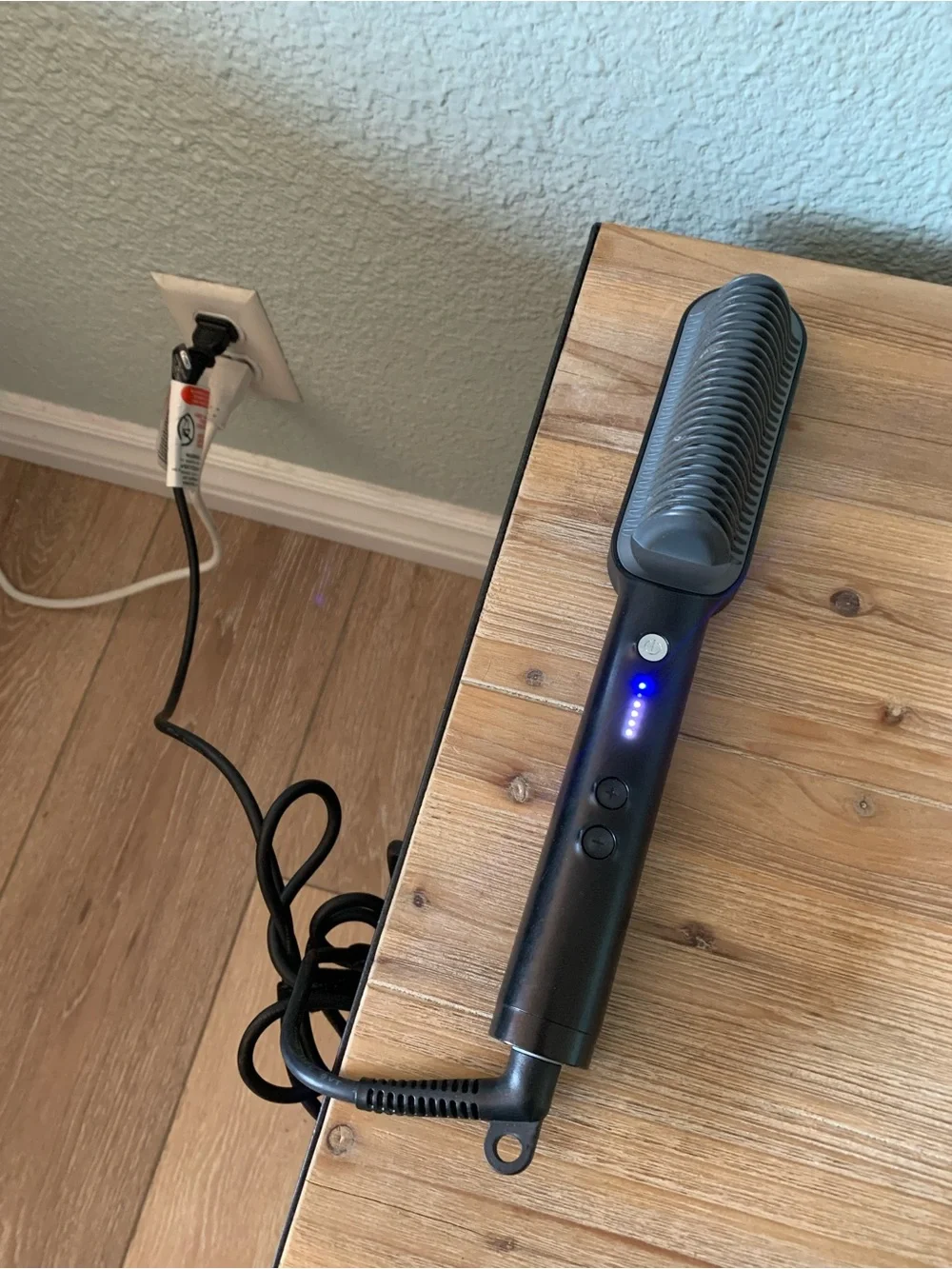 Tymo Hair straightening Brush